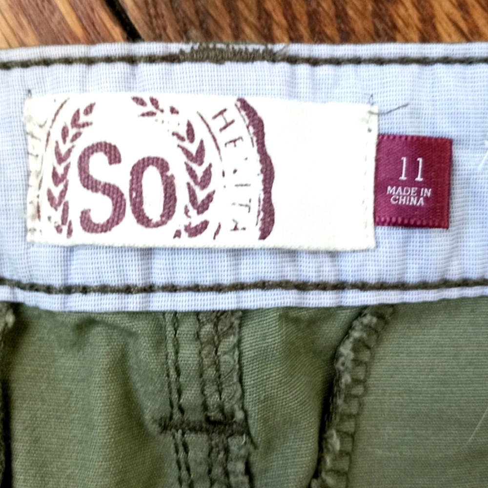 💚SO Camouflage shorts💚 - Picture 4 of 4